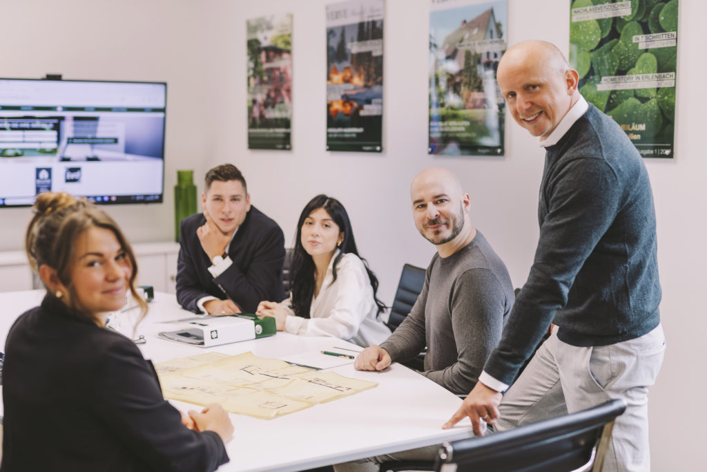 Teambesprechung zum Objekt