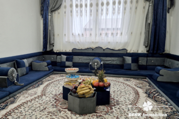 BERK Immobilien – Attraktive Renditeimmobilie: Voll vermietetes Wohn- und Geschäftshaus in zentraler Stadtlage - Wohnzimmer 1 OG (114973)