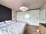 Elternschlafzimmer - *VERKAUFT* BERK Immobilien – frisch sanierte & sonnige 4-Zimmer-Wohnung mit Balkon, Terrasse & Garten in Krombach