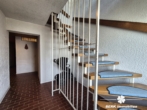 Treppenhaus - *VERKAUFT* BERK Immobilien – frisch sanierte & sonnige 4-Zimmer-Wohnung mit Balkon, Terrasse & Garten in Krombach