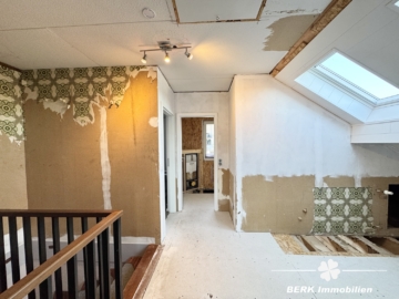 BERK Immobilien – Modernisiertes Einfamilienhaus mit Charme und Potenzial in Mömbris-Gunzenbach - OG (115620)