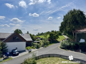 BERK Immobilien – Modernisiertes Einfamilienhaus mit Charme und Potenzial in Mömbris-Gunzenbach - schnell im Günen (115623)