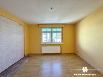 BERK Immobilien – Charmante Doppelhaushälfte mit vielseitigen Nutzungsmöglichkeiten in Offenbach-Bürgel - Bild (115021)