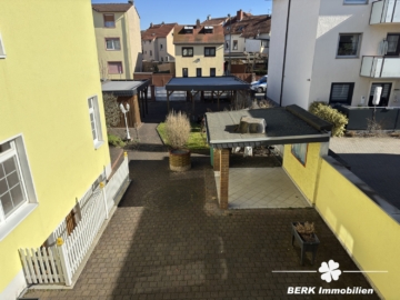 BERK Immobilien – Charmante Doppelhaushälfte mit vielseitigen Nutzungsmöglichkeiten in Offenbach-Bürgel - Bild (115025)