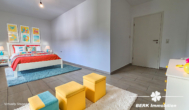 KI-generiertes Beispielfoto Kinderzimmer - VERKAUFT – BERK Immobilien – lichtdurchflutete 3-Zimmer Wohnung in zentraler Lage von Mainaschaff