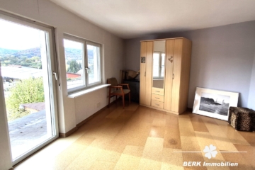 RESERVIERT – Charmantes Einfamilienhaus direkt am Weinberg in sonniger Lage von Großheubach - 1.Schlafraum OG (115959)