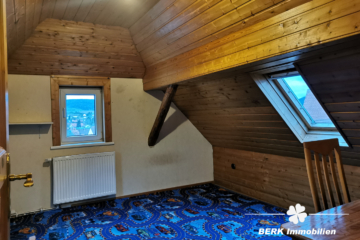 BERK Immobilien – Zwei in einem als Kapitalanlage: Zwei Wohneinheiten, ca. 6 % Rendite in Eschau - Zimmer rechtes Haus (116185)