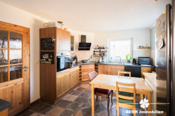 *VERKAUFT* BERK Immobilien – charmantes & liebevoll renoviertes EFH zentral in Johannesberg - Essbereich & Küche (115330)