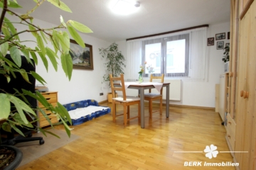 BERK IMMOBILIEN – Renovierte Wohnung in Mainnähe - Esszimmer OG (115660)