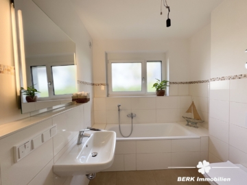 RESERVIERT – BERK Immobilien – EG Wohnung mit eigenem Garten in Frankfurt-Oberrad - Bild (115431)