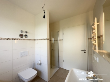 RESERVIERT – BERK Immobilien – EG Wohnung mit eigenem Garten in Frankfurt-Oberrad - Bild (115433)