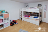 Kinderzimmer EG - BERK Immobilien – Vermietetes Dreifamilienhaus als Kapitalanlage in Leidersbach