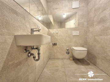 *RESERVIERT* BERK Immobilien – bezugsfertige & gemütliche Maisonette-Wohnung mit 3 Zimmern im Herzen von Obernau - Gästezimmer OG (mit Waschaschinenanschluss) (115558)