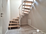 Treppenaufgang ins DG - *RESERVIERT* BERK Immobilien – bezugsfertige & gemütliche Maisonette-Wohnung mit 3 Zimmern im Herzen von Obernau