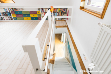 *Reserviert*BERK Immobilien – großzügiges Wohnhaus in Mömbris-Rothengrund mit zwei abgetrennten Wohneinheiten - Aufgang Dachspitz (116287)