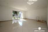 Wohnbereich - EG - BERK Immobilien – Ihr Zweifamilienhaus – modern, großzügig & voller Möglichkeiten!