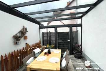 VERKAUFT – BERK Immobilien – Charmante Doppelhaushälfte mit hohen Wohlfühlfaktor in Elsenfeld - Wintergarten (116478)