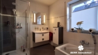 Badezimmer - VERKAUFT – BERK Immobilien – Charmante Doppelhaushälfte mit hohen Wohlfühlfaktor in Elsenfeld
