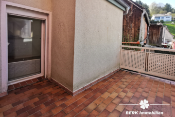 BERK Immobilien – Teilrenoviertes gemütliches Altstadthäuschen in zentraler Lage von Amorbach - BERK Immobilien - Terrasse (115531)