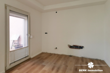 BERK Immobilien – Teilrenoviertes gemütliches Altstadthäuschen in zentraler Lage von Amorbach - BERK Immobilien - Wohnküche (115534)