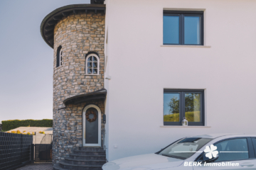 BERK Immobilien – einzigartige Luxusimmobilie: Naturverbunden und hochmodern in ruhiger Lage von Großostheim - Eingangsbereich (115068)