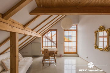 BERK Immobilien – Freistehendes Architektenhaus in bester Lage mit Panoramablick - Zimmer 2 (115698)