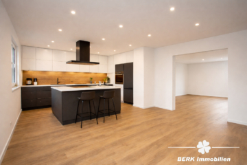 BERK Immobilien – Exklusives Wohnen mit eigenem Gartenbereich – TOP-sanierte 4-Zimmerwohnung - KI generiertes Musterbild - Küche (116786)