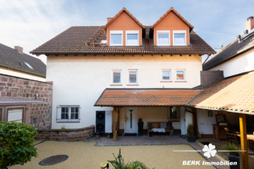 BERK Immobilien – Repräsentatives Mehrfamilienhaus mit prägnantem Innenhof - Innenhof (115808)