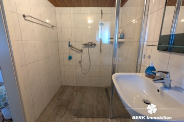 BERK Immobilien – Sanierungsbedürftiges Einfamilienhaus mit Ausbaureserve in Volkersbrunn - Bad (115907)