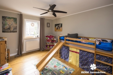 BERK Immobilien – Einfamilienhaus mit Weitblick & außergewöhnlichem Grundstück - EG Kinderzimmer (116386)