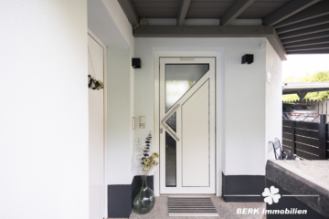 BERK Immobilien – Traumhafte 5-Zimmer Maisonette Wohnung in bevorzugter Lage von Schaafheim/ Radheim - Eingangstüre (116831)
