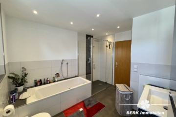 BERK Immobilien – großzügige Eigentumswohnung in zentraler Lage von Walldürn - Badezimmer (116517)