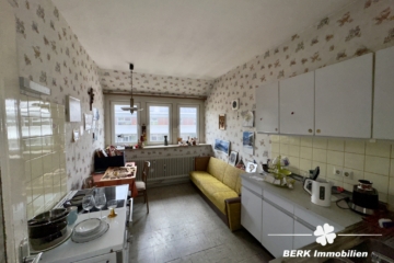 RESERVIERT – BERK Immobilien – Jugendstil Villa im Herzen von Bürgstadt – Wohnen und Arbeiten unter einem Dach - Küche DG (115137)