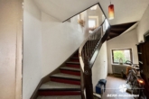 Treppenhaus - RESERVIERT – BERK Immobilien – Jugendstil Villa im Herzen von Bürgstadt – Wohnen und Arbeiten unter einem Dach