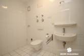 Badezimmer - BERK Immobilien – 3-Zimmer Eigentumswohnung mit Balkon und TG-Stellplatz