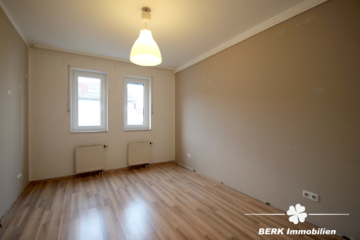 BERK Immobilien – 3-Zimmer Eigentumswohnung mit Balkon und TG-Stellplatz - Schlafzimmer (116453)