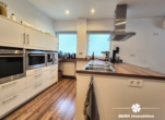 Küche - BERK Immobilien – bezugsfertige 3-Zimmer-Wohnung mit privaten, wohnungseigenen Kellerräumen