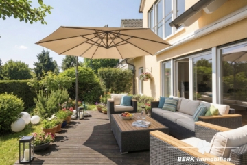 RESERVIERT – BERK Immobilien – Licht, Ruhe & Weitblick: Ihr neues Zuhause in bester Lage von Haibach - Terrasse (116209)