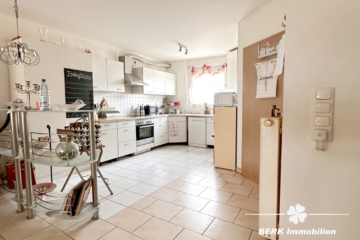 *RESERVIERT* BERK Immobilien – gemütliches Reihenmittelhaus in Hasselroth - Küche (115923)