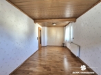 Zimmer III - *VERKAUFT* BERK Immobilien – top Wohnlage in Alzenau: Ein- bis Zweifamilienhaus mit Erweiterungspotential & Nebengebäuden